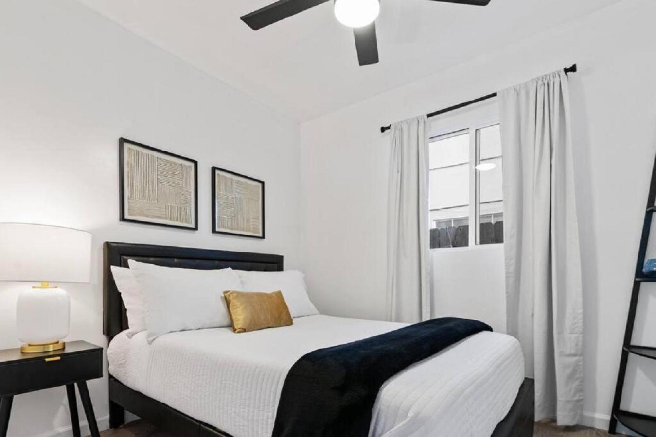 Apartment Coastal Haven - Prime Spot Walk To